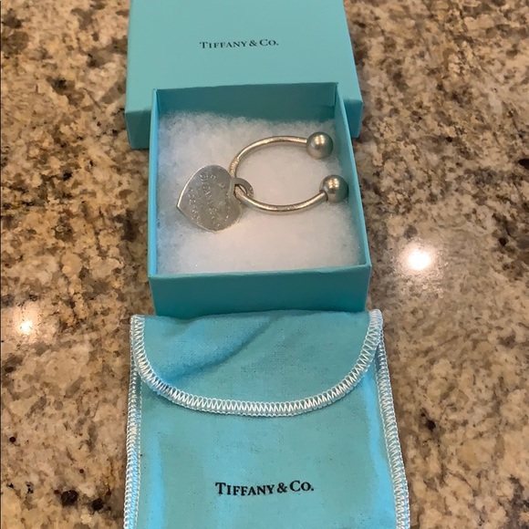 Tiffany & Co. Accessories - Return to Tiffany &Co. heart key tag Tiffany & Co. Accessories - Return to Tiffany &Co. heart key tag
